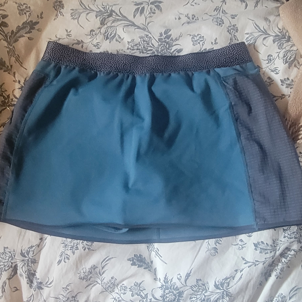 Mountain Hardwear Women's Mini Skirt